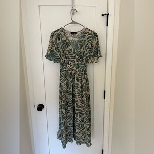 Green Leaf Pattern Maxi Dress